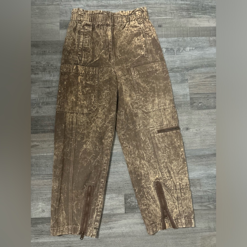 BDG Brown Cargo Pants